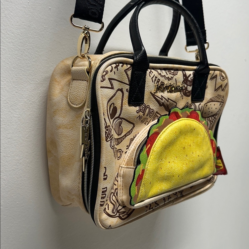Betsey Johnson Lets Taco Bout It Lunch Satchel Crossbody Purse Cooler Lunch Bag - Picture 4 of 11